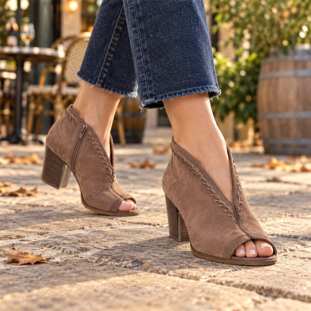 Zodiac Mia Womens Brown Suede Whipstitch Peep Toe Block Heel Ankle Booties 8.530